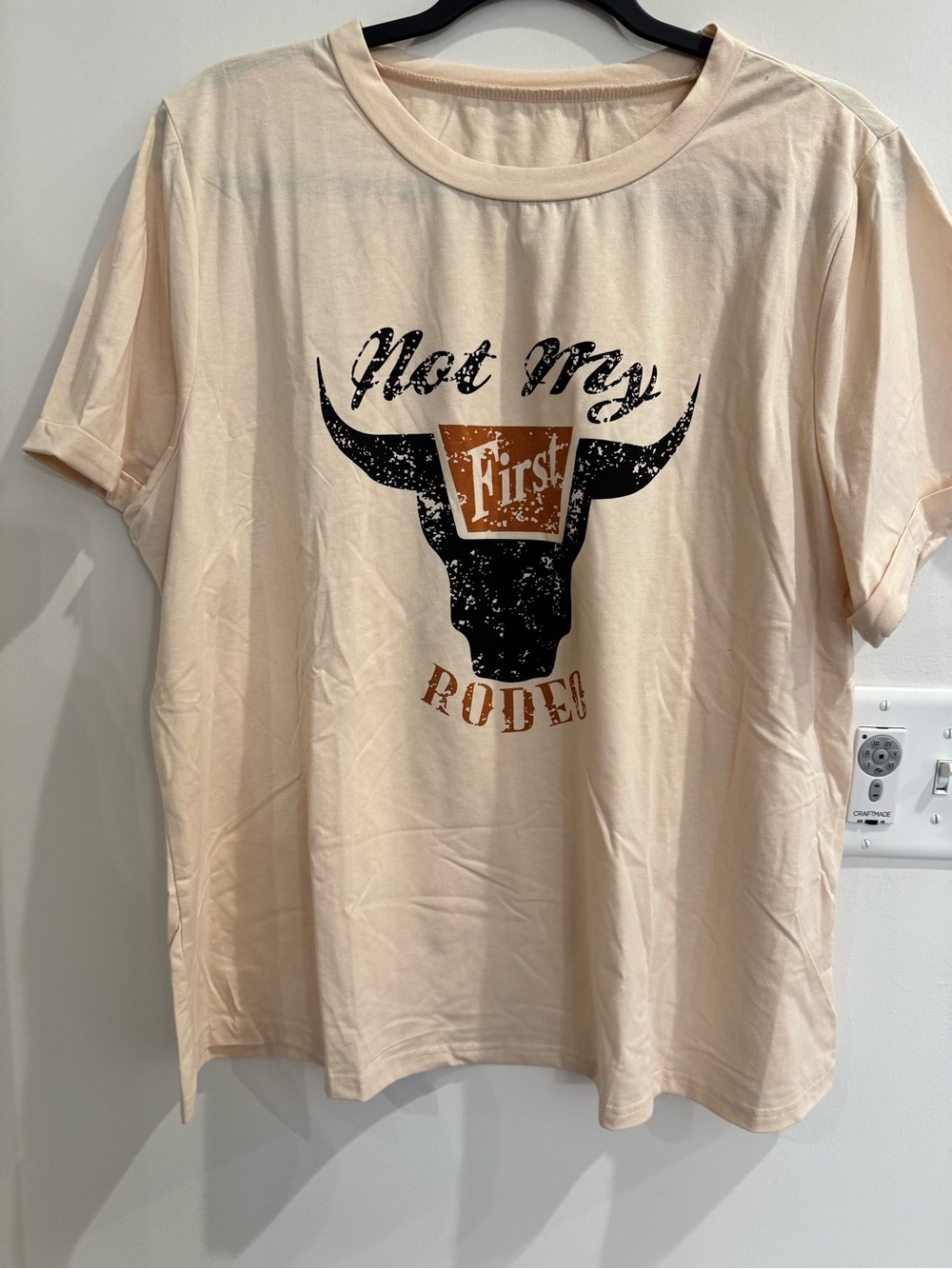 SHEIN Cream Short-Sleeve Graphic Rodeo Tee